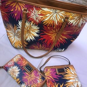 Nine West shopper tote purse, wallet and wristlet